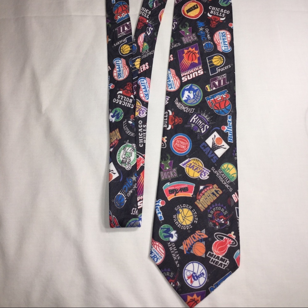 Surrey NBA Logos 1994 Men’s Necktie